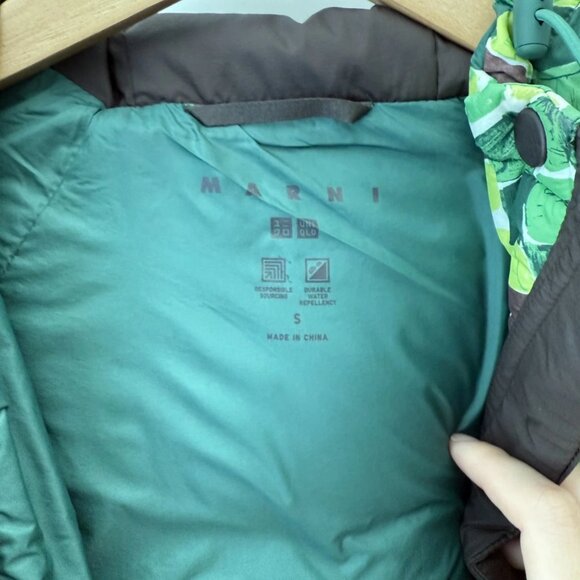 Uniqlo x Marni Oversized Down Hooded Coat Green Hand-Drawn Print S 4-10 - Picture 5 of 10